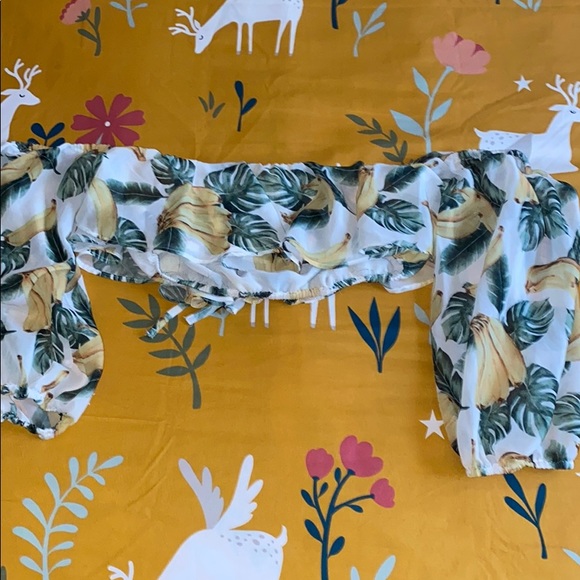 Small off the shoulder crop top - Picture 5 of 6